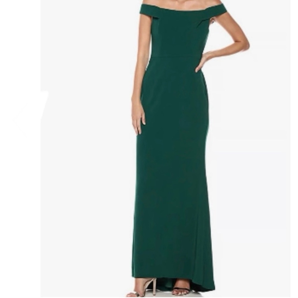 Carmen Marc Valvo Strapless Emerald Dress